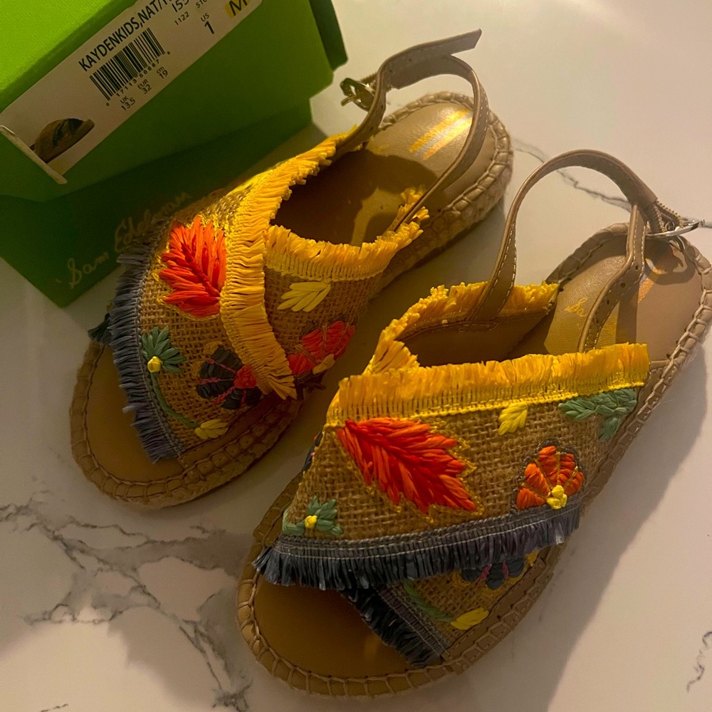 NWT Sam Edelman size 1 girls sandals
